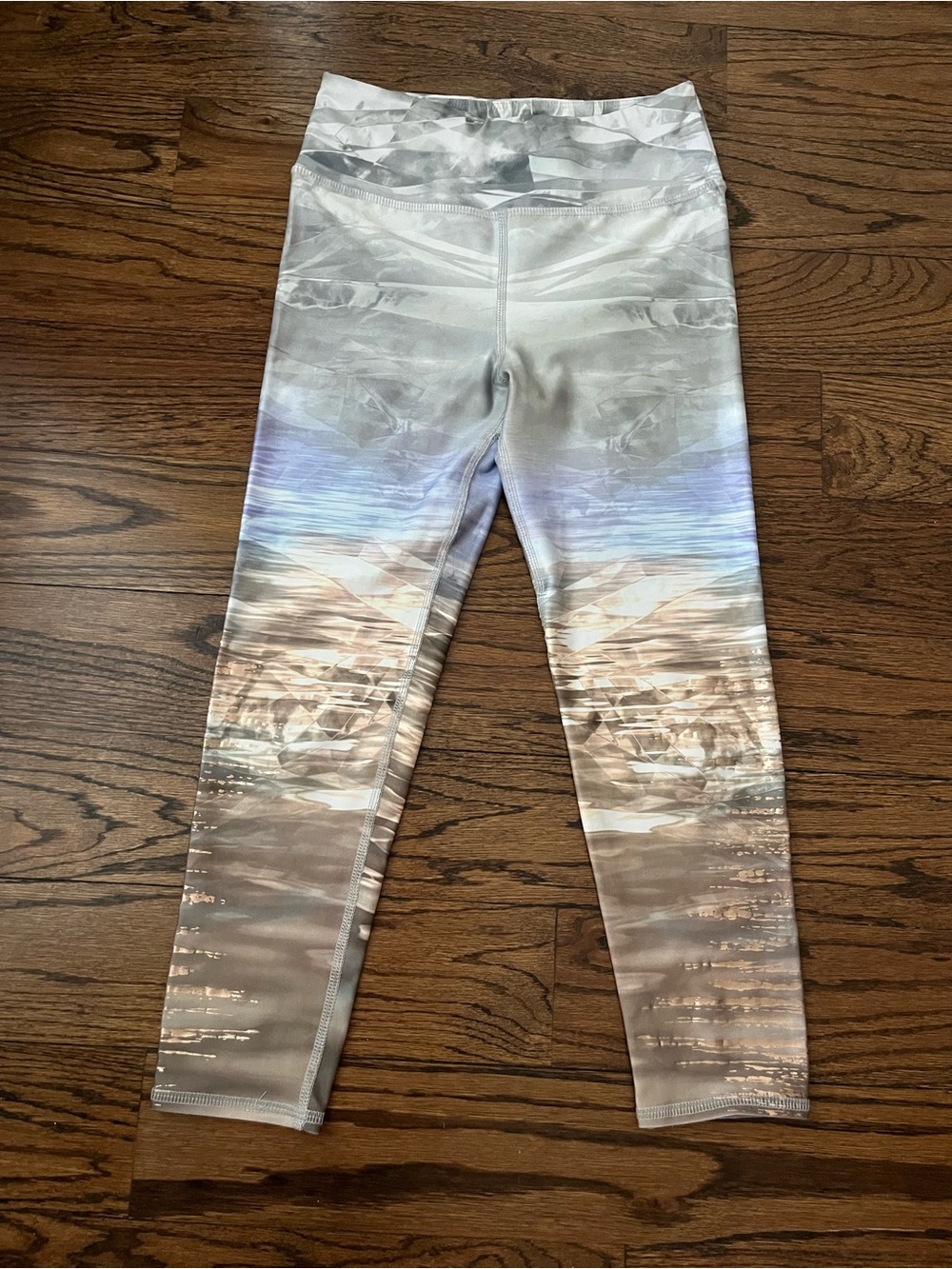 Evolution And Creation Women’s Ombre Neutral & Blue Active Leggings